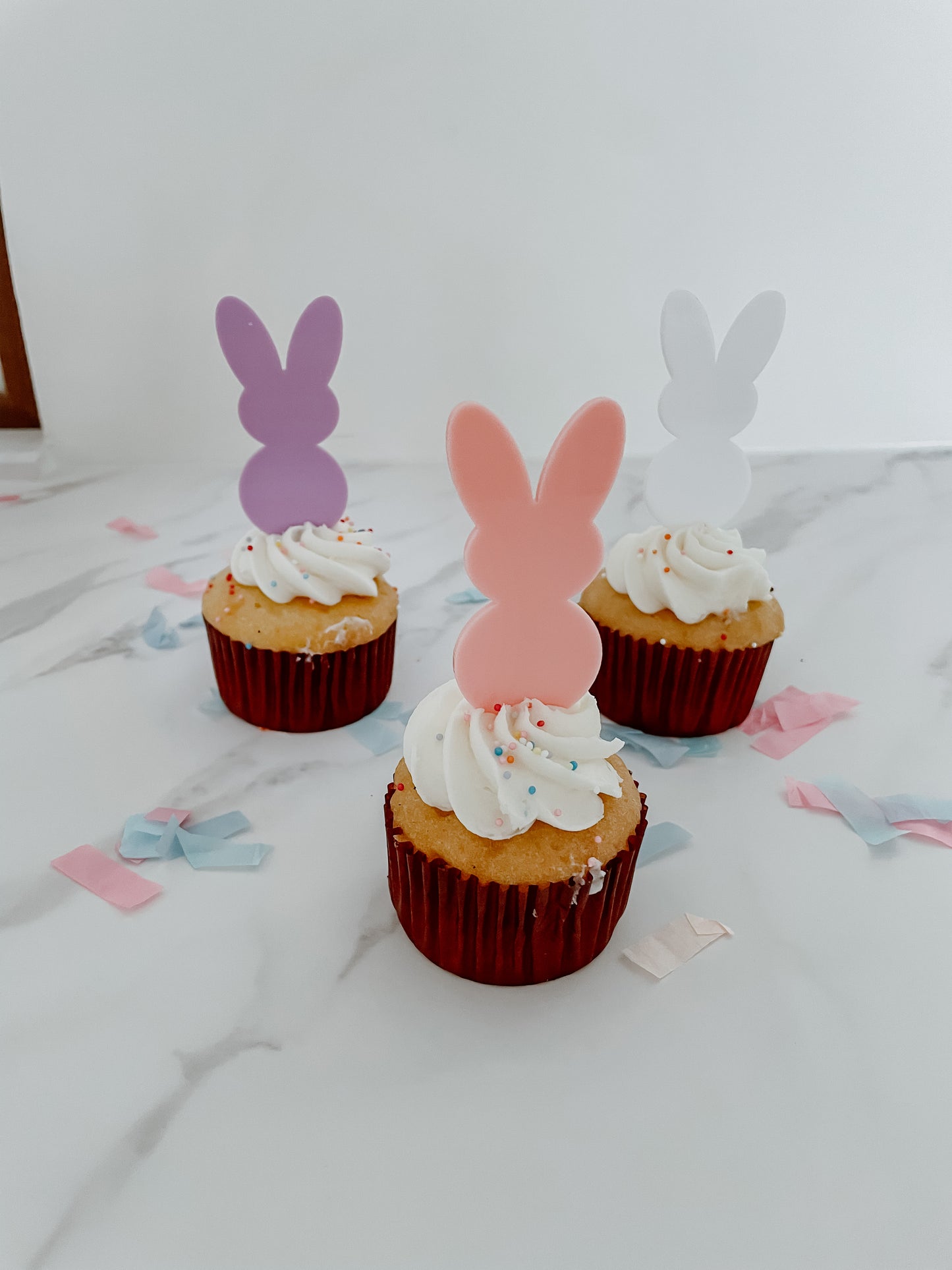 Bunny cupcake / food topper x 3
