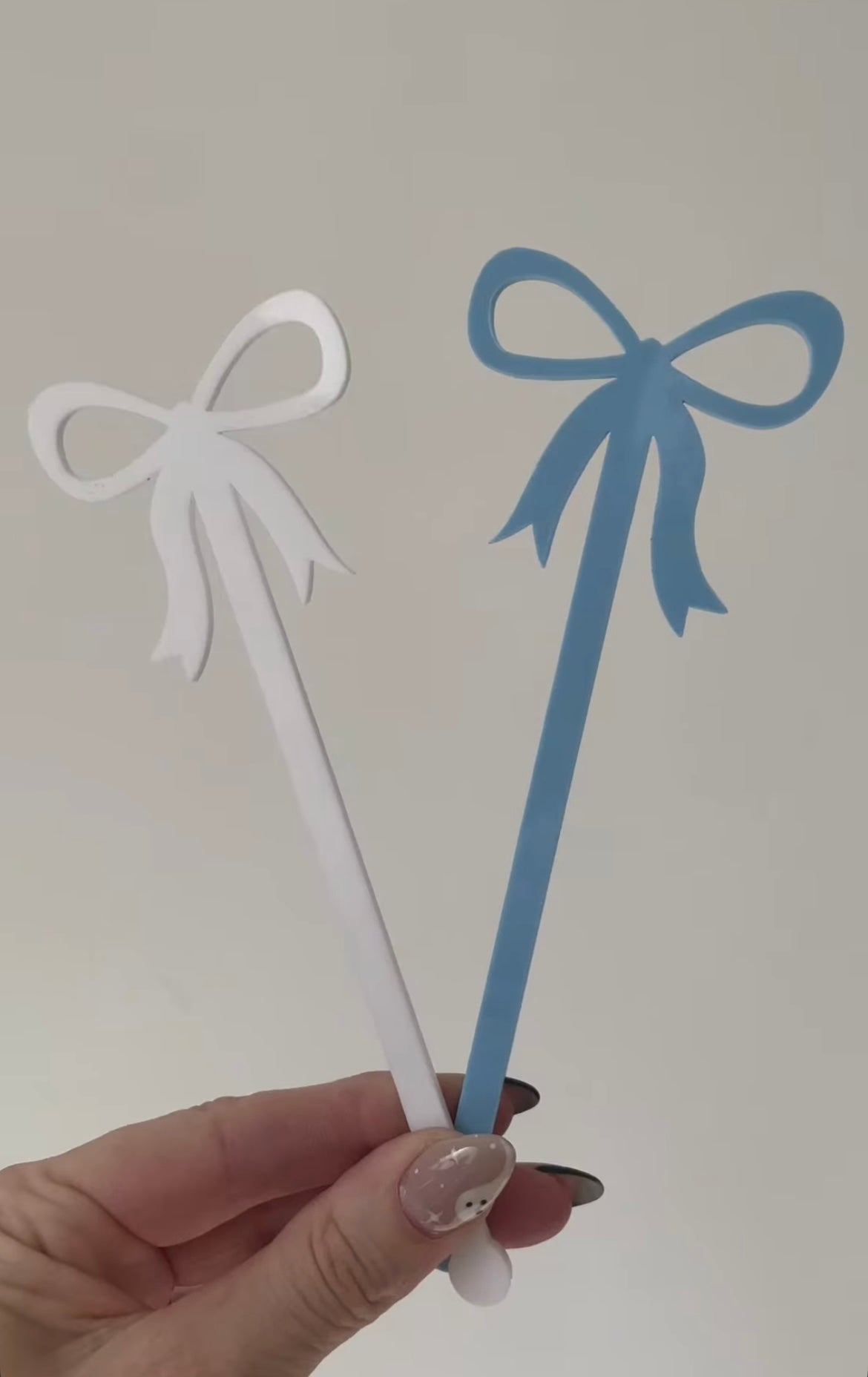 Bow drink Stirrer