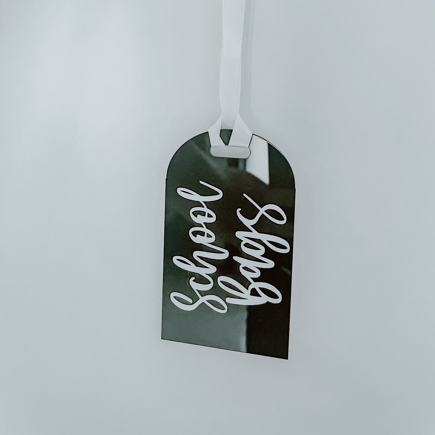 Arched Hanging tag